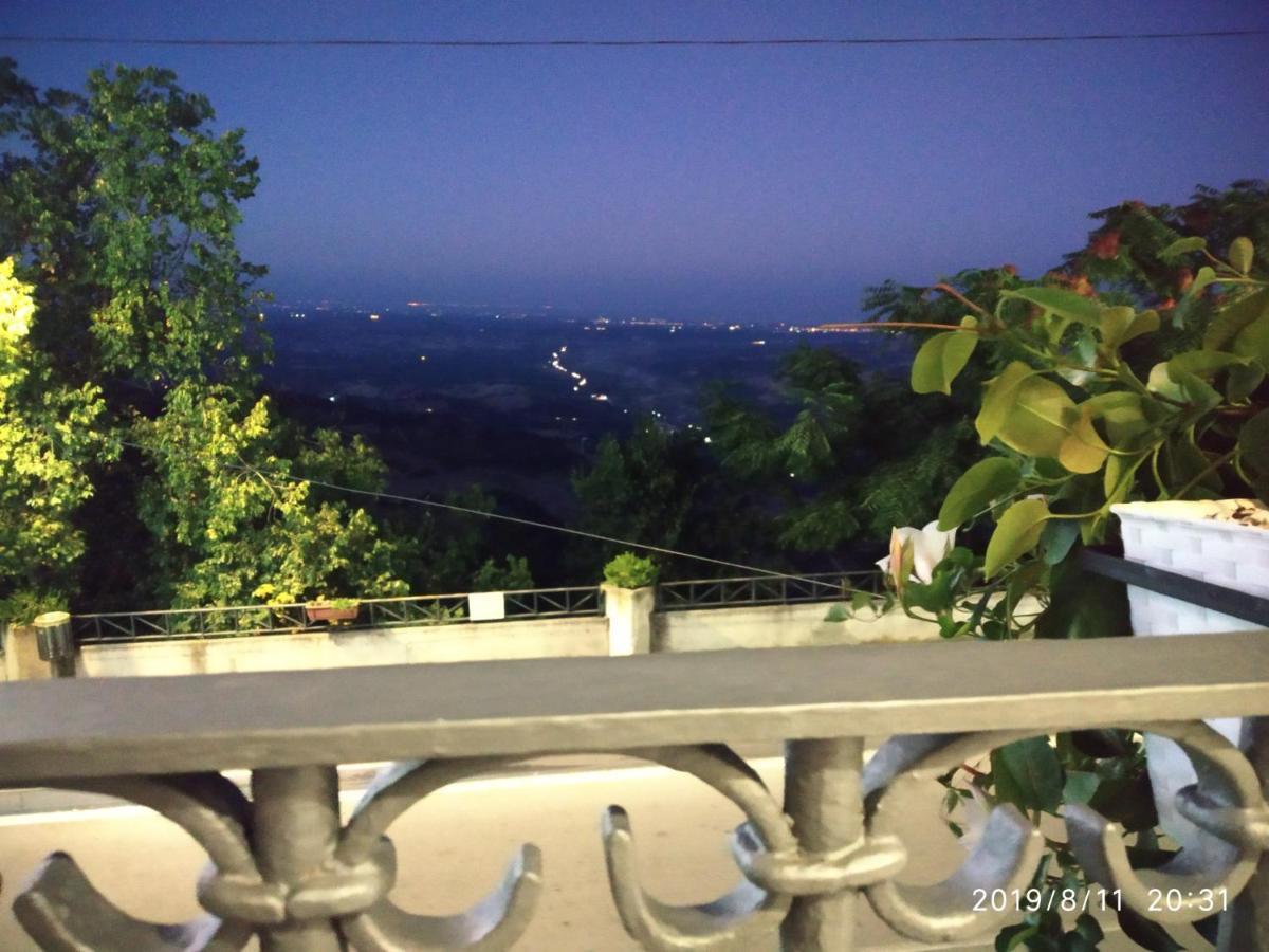 La Casa Dei Panorami Di Colobraro Apartment Exterior photo